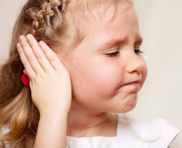 24 mejores remedios caseros para tratar un dolor de oído