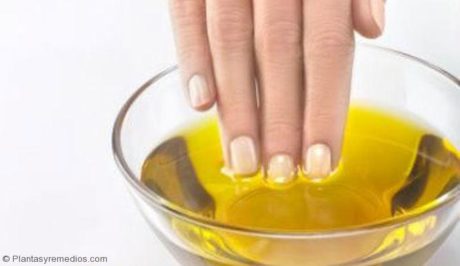 Aceite Vegetal para las uñas quebradizas