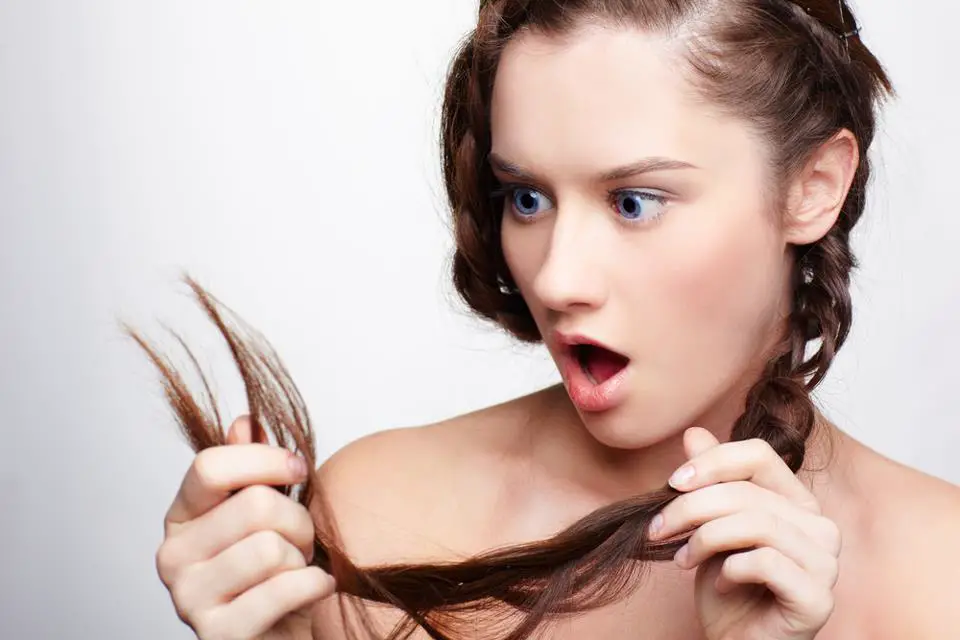 Cómo detener la pérdida de cabello natural