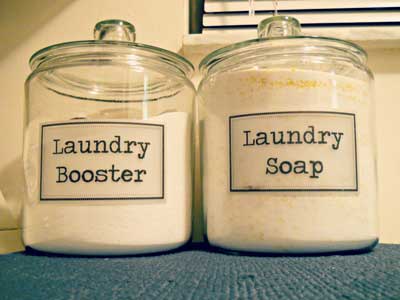 Guarde el detergente para la ropa hecha en casa