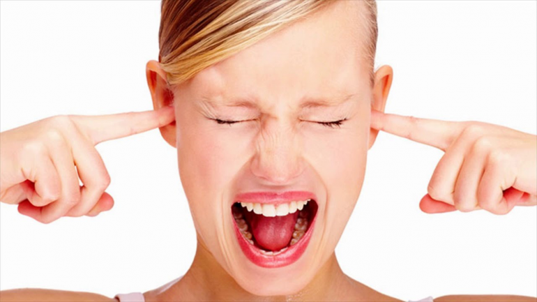 cómo detener el tinnitus al instante