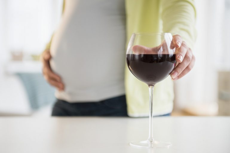 Beber vino durante el embarazo